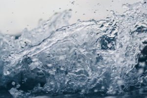 Undo App | Water splash on an ocean